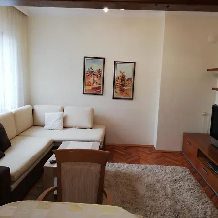 Апартамент Apartment Varna